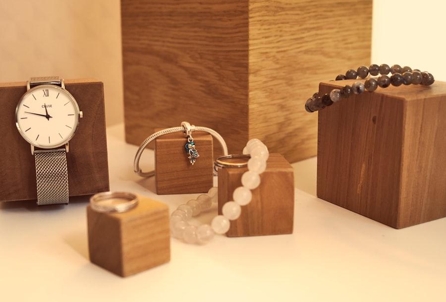 Send Jewelry and High-Value Accessories Safely